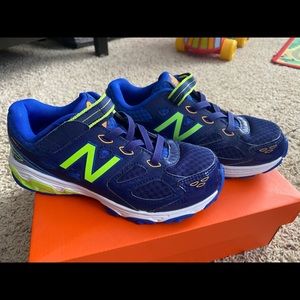New balance shoes 👟 size 2